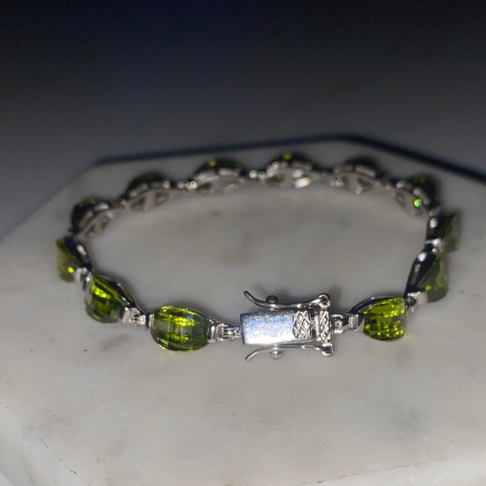 925 Sterling Silver Green Cubic Zirconia Bracelet
